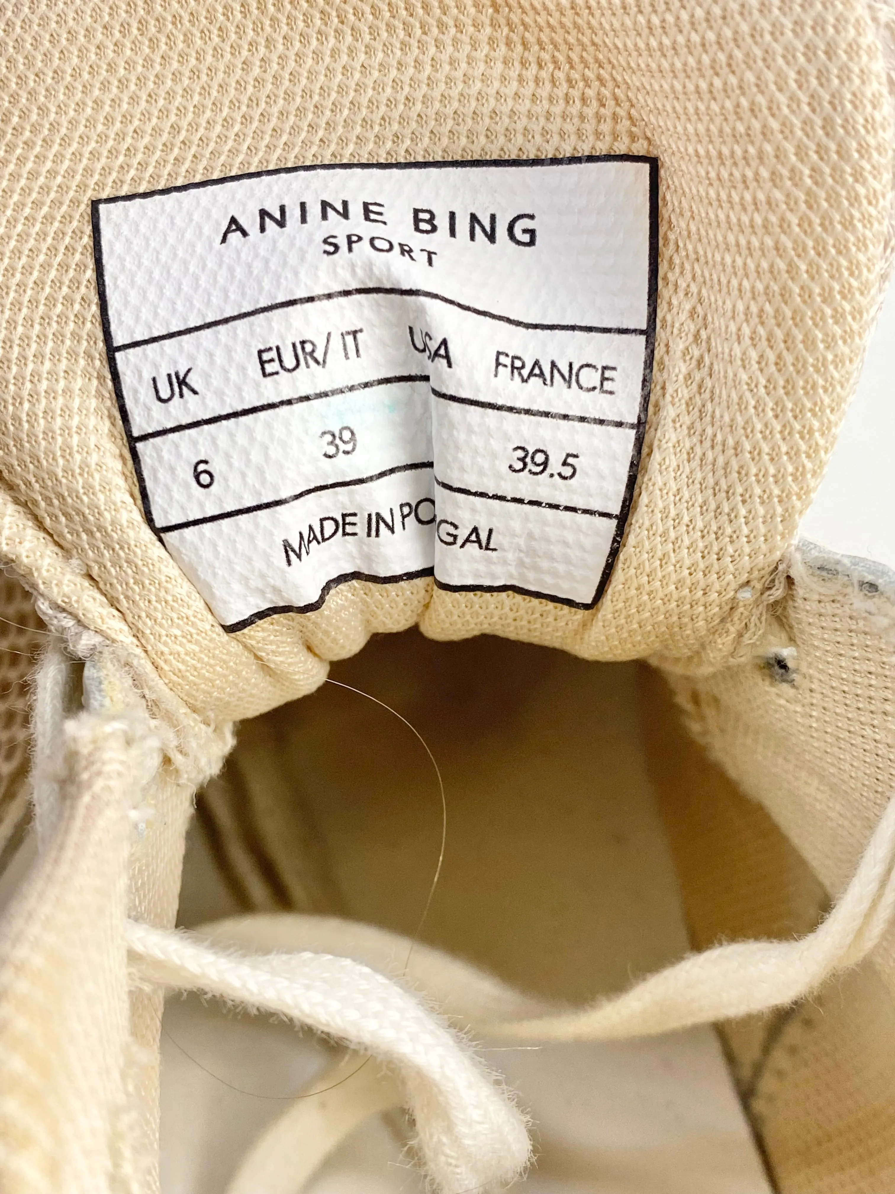 Anine Bing Soft Cream Sneakers - EU39