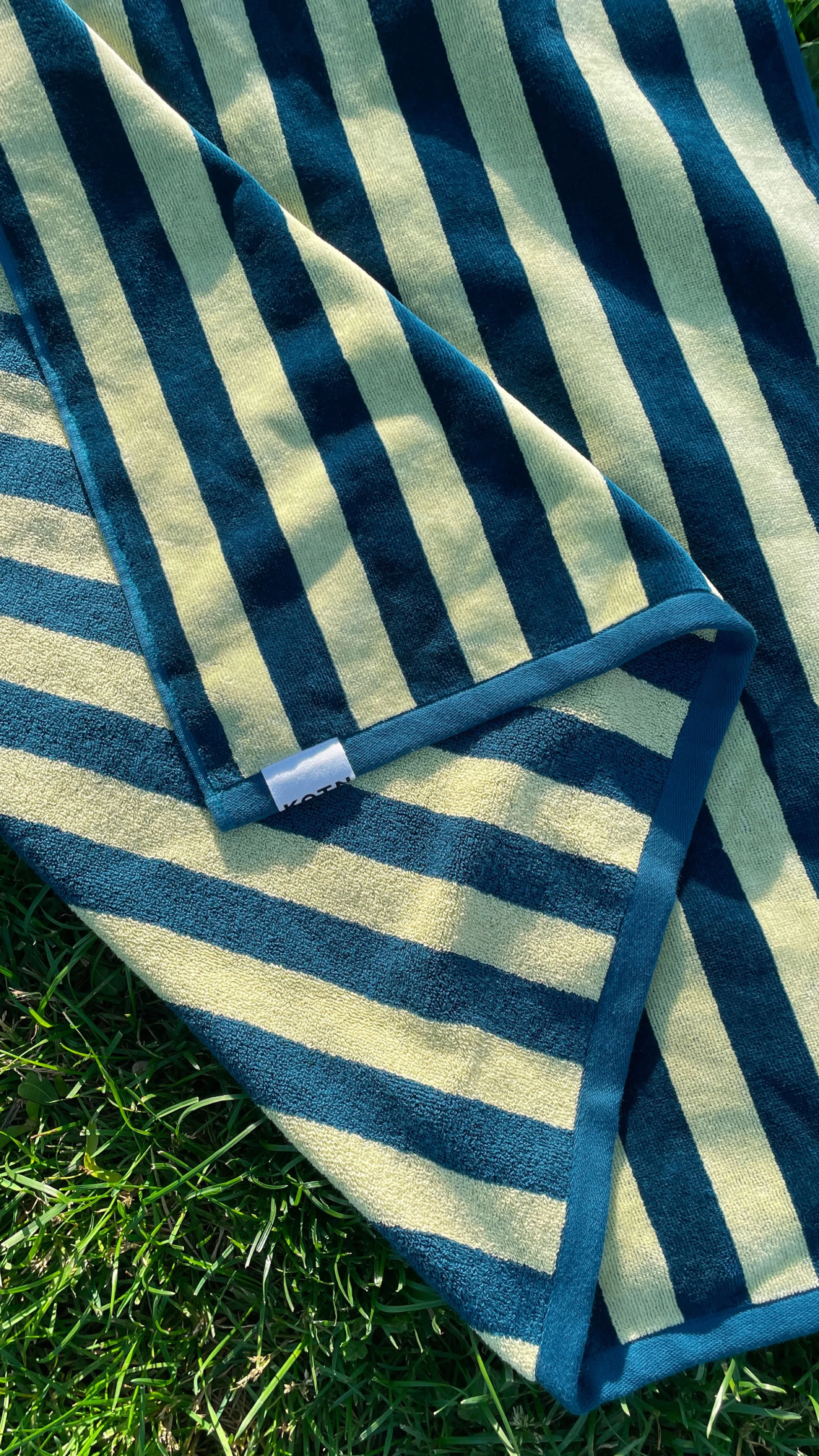 Beach Towel in Chardonnay/Marine Blue Stripe