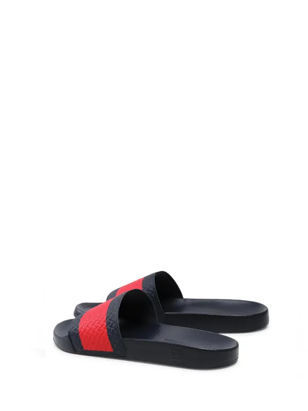 Embossed Flag Pool S