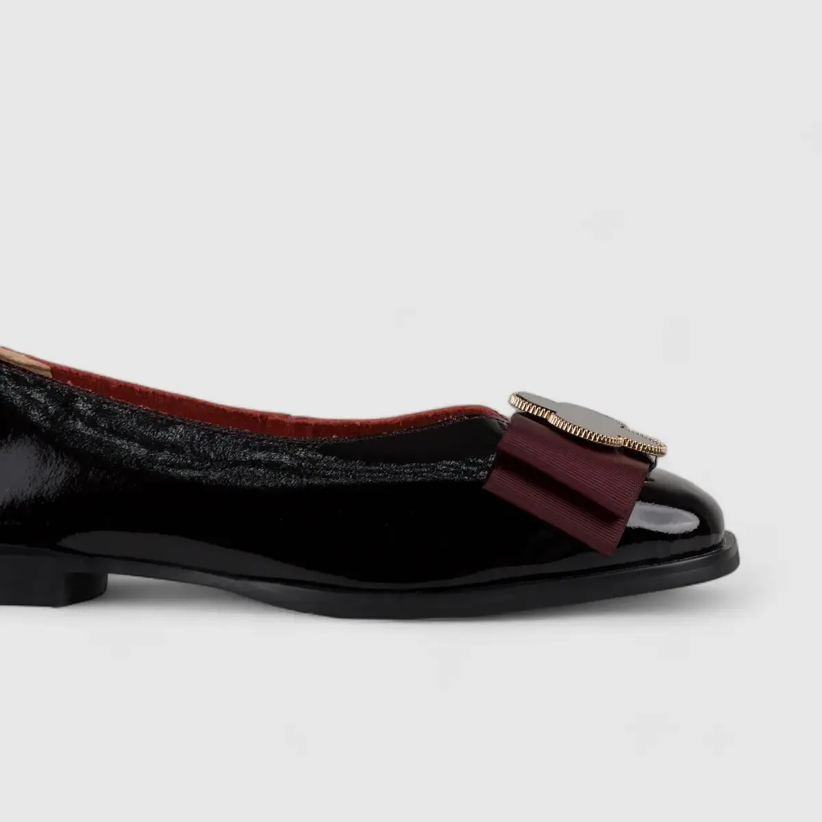 Morbido Ladies Leather Comfort Pump Red BIL006